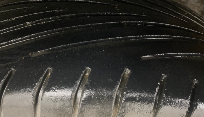 2012 Hyundai i20 ASTA 1.4 CRDI, Diesel, Manual, 64,145 km, Right Rear Tyre Tread