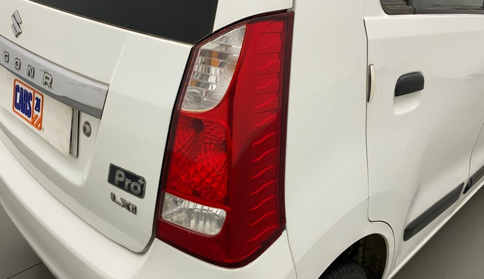 2013 Maruti Wagon R 1.0 LXI, Petrol, Manual, 47,038 km, Right tail light - Minor damage