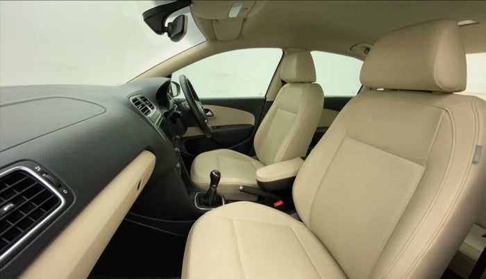 2020 Volkswagen Vento HIGHLINE PLUS 1.0L TSI, Petrol, Manual, 68,303 km, Right Side Front Door Cabin