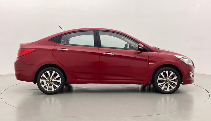 2015 Hyundai Verna FLUIDIC 1.6 VTVT S (O)  MT, Petrol, Manual, 35,406 km, Right Side View