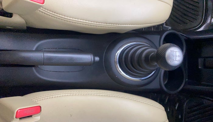 2013 Honda Amaze 1.5L I-DTEC S, Diesel, Manual, 67,162 km, Gear Lever