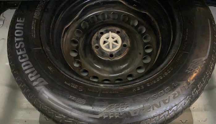 2017 Hyundai Creta E PLUS 1.6 PETROL, Petrol, Manual, 72,550 km, Spare Tyre