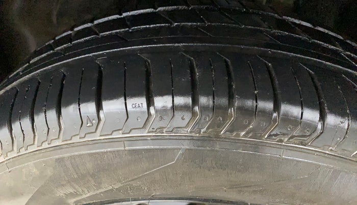 2023 Tata PUNCH PURE MT, Petrol, Manual, 26,801 km, Left Front Tyre Tread