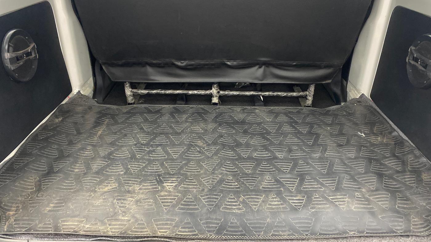 2018 Maruti Eeco 5 STR WITH A/C+HTR, Petrol, Manual, 38,080 km, Boot Inside