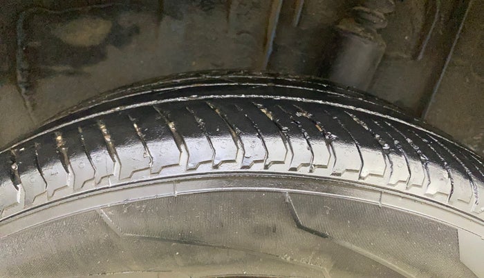 2021 Renault Kiger RXT AMT, Petrol, Automatic, 40,204 km, Left Rear Tyre Tread