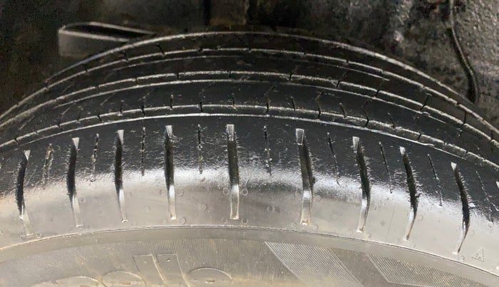 2022 Tata PUNCH ACCOMPLISHED MT, Petrol, Manual, 39,968 km, Right Rear Tyre Tread