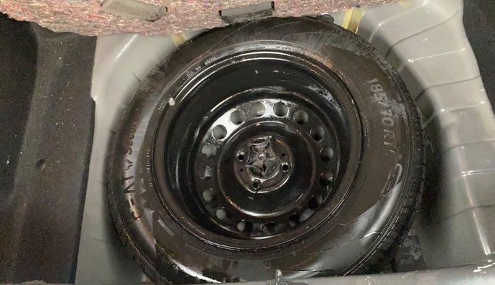 2022 Tata PUNCH ACCOMPLISHED MT, Petrol, Manual, 39,968 km, Spare Tyre