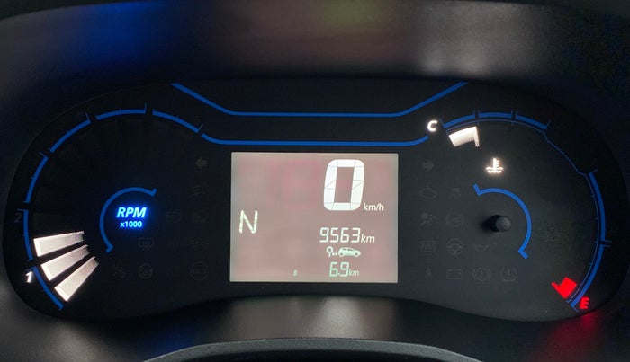 2020 Renault Kwid RXT 1.0 AMT (O), Petrol, Automatic, 9,556 km, Odometer Image