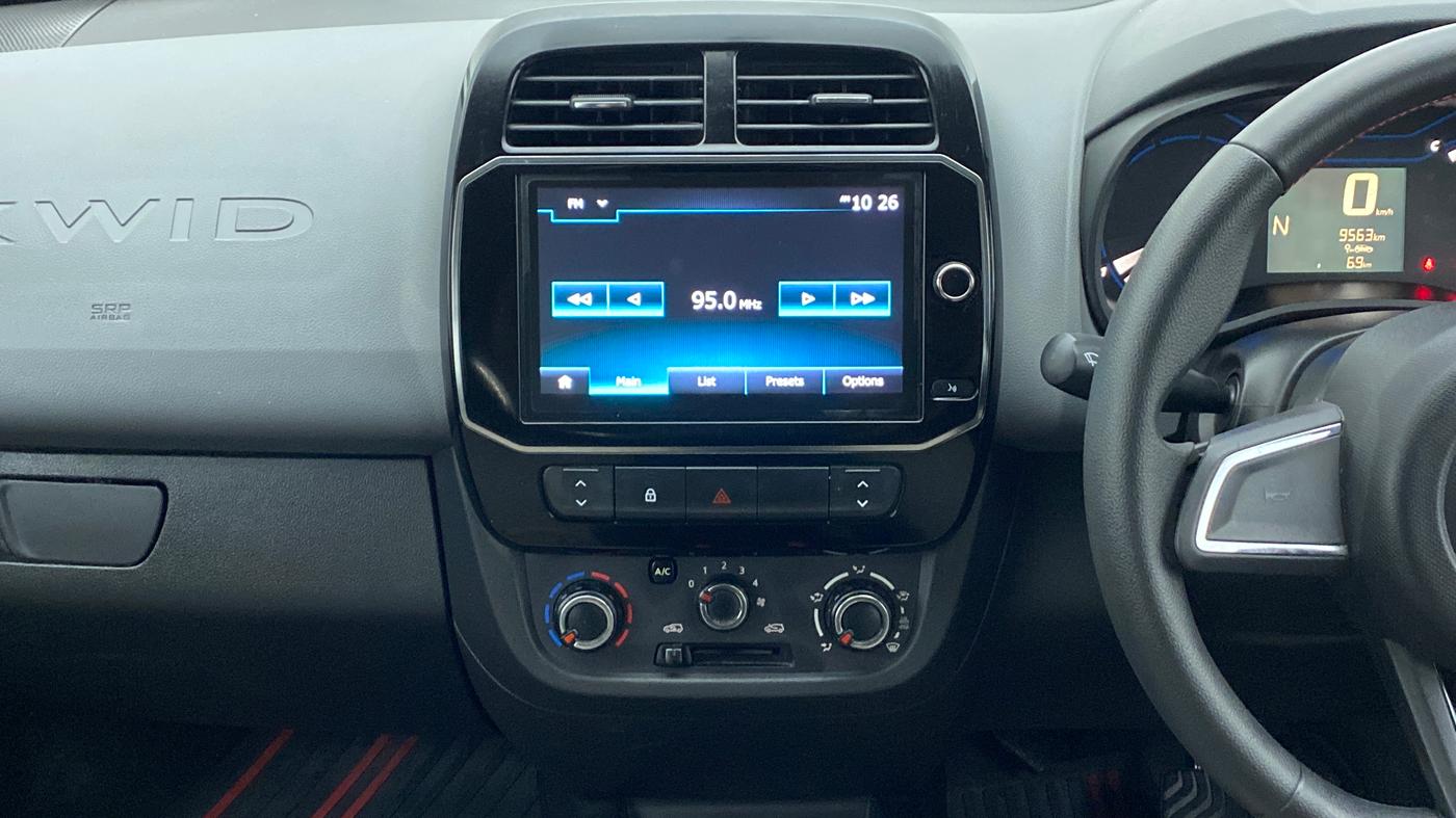 2020 Renault Kwid RXT 1.0 AMT (O), Petrol, Automatic, 9,556 km, Air Conditioner