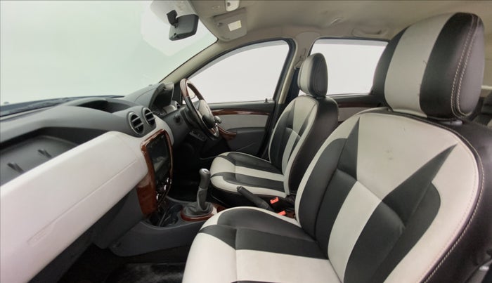 2013 Renault Duster 85 PS RXL, Diesel, Manual, 80,518 km, Right Side Front Door Cabin