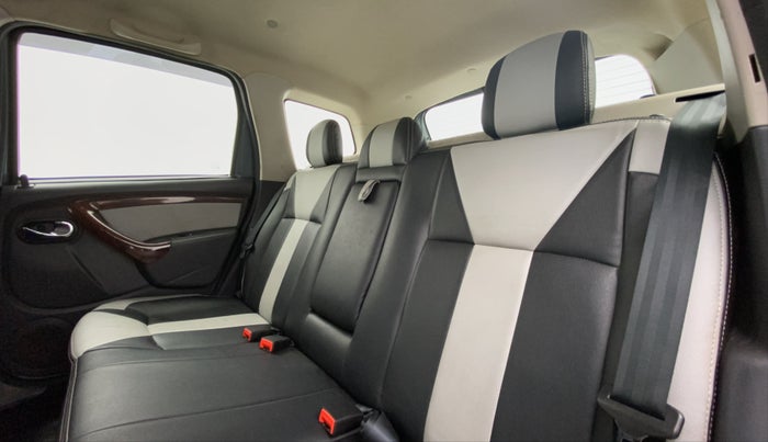 2013 Renault Duster 85 PS RXL, Diesel, Manual, 80,518 km, Right Side Rear Door Cabin