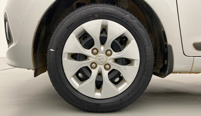 2014 Hyundai Xcent S 1.2, Petrol, Manual, 53,304 km, Left Front Wheel