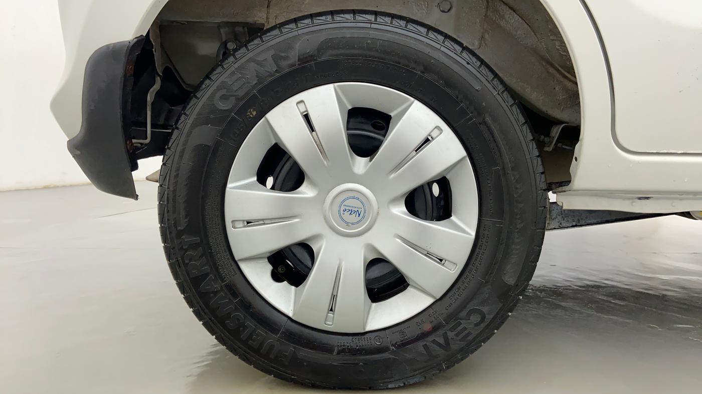 2020 Maruti Alto LXI, Petrol, Manual, 7,950 km, Right Rear Wheel