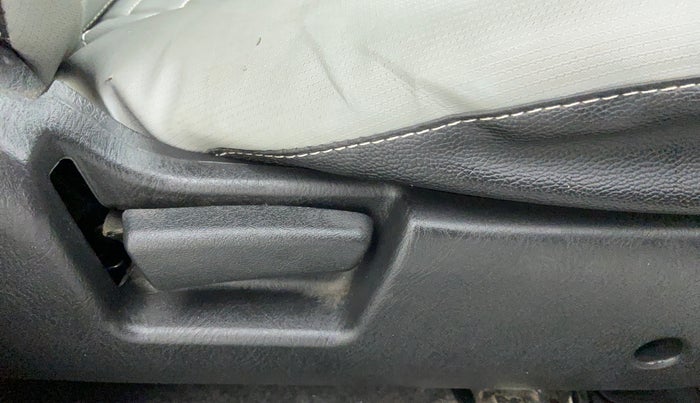 2020 Maruti Alto LXI, Petrol, Manual, 7,950 km, Driver Side Adjustment Panel