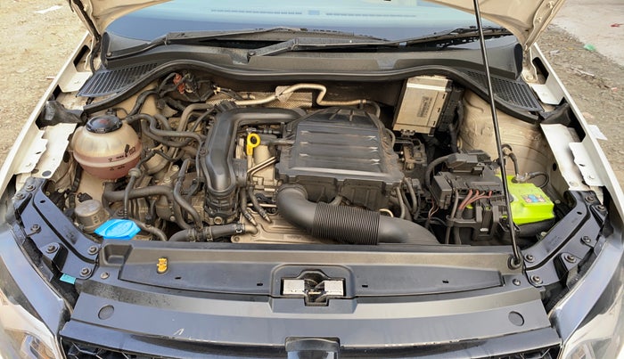 2020 Volkswagen Vento HIGHLINE 1.0L TSI AT, Petrol, Automatic, 93,038 km, Engine View
