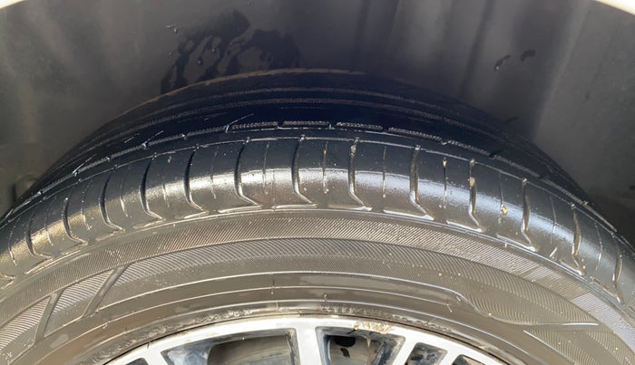 2020 Volkswagen Vento HIGHLINE 1.0L TSI AT, Petrol, Automatic, 93,038 km, Left Rear Tyre Tread