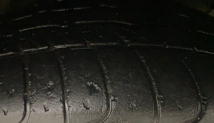 2017 Hyundai Creta SX PLUS 1.6 DIESEL, Diesel, Manual, 95,304 km, Right Front Tyre Tread