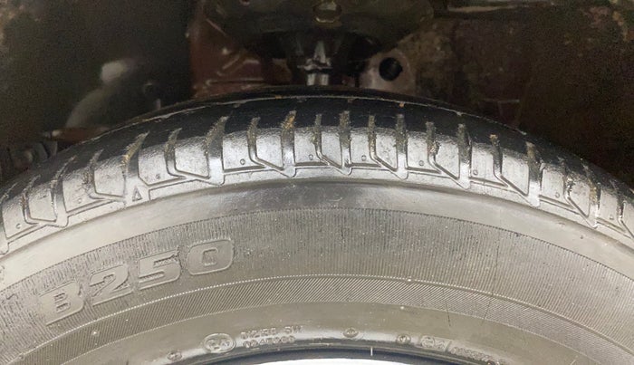 2015 Honda Amaze 1.2L I-VTEC S, Petrol, Manual, 81,143 km, Left Front Tyre Tread