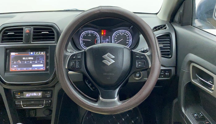 2016 Maruti Vitara Brezza ZDI PLUS DUAL TONE, Diesel, Manual, 26,090 km, Steering Wheel Close-up