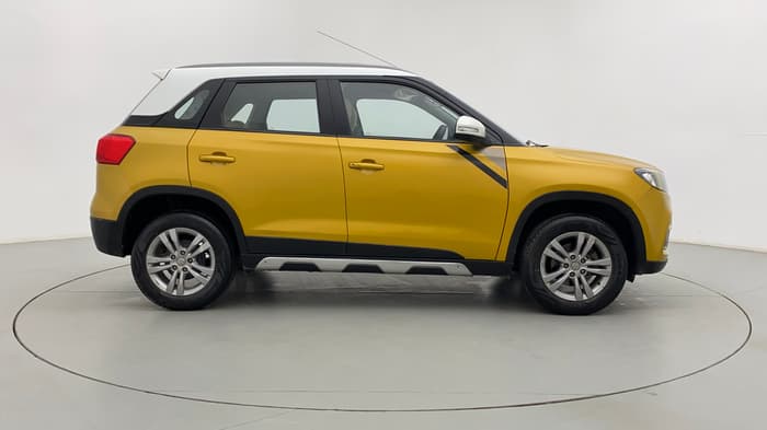 2016 Maruti Vitara Brezza ZDI PLUS DUAL TONE, Diesel, Manual, 26,090 km, Right Side View