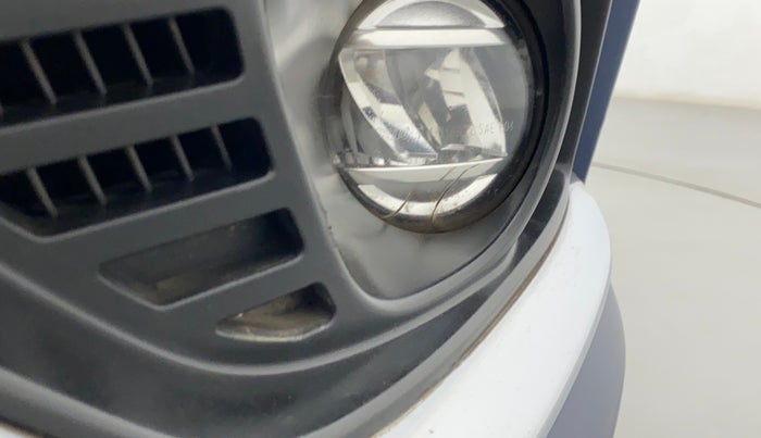 2019 Maruti Ciaz ALPHA 1.5 SHVS PETROL, Petrol, Manual, 57,623 km, Left fog light - Minor damage
