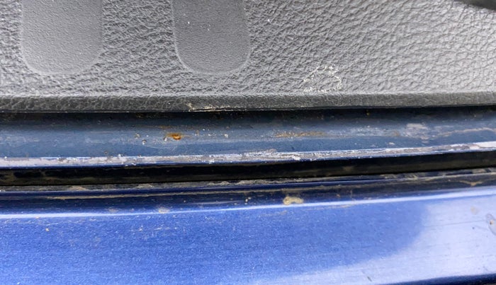 2019 Maruti Ciaz ALPHA 1.5 SHVS PETROL, Petrol, Manual, 57,623 km, Dicky (Boot door) - Minor rust Inside Panel