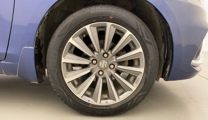 2019 Maruti Ciaz ALPHA 1.5 SHVS PETROL, Petrol, Manual, 57,623 km, Right Front Wheel