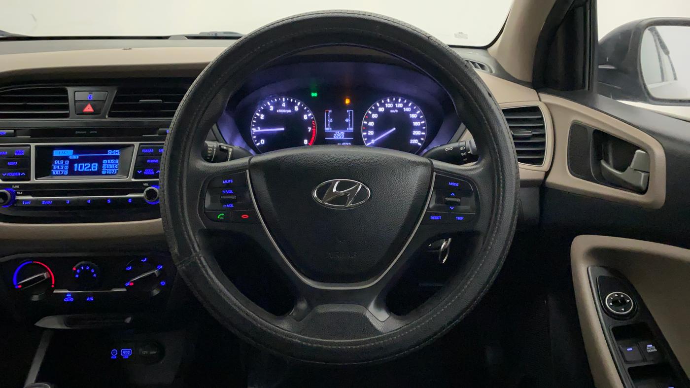 2016 Hyundai Elite i20 MAGNA 1.2, Petrol, Manual, 42,013 km, Steering Wheel Close Up
