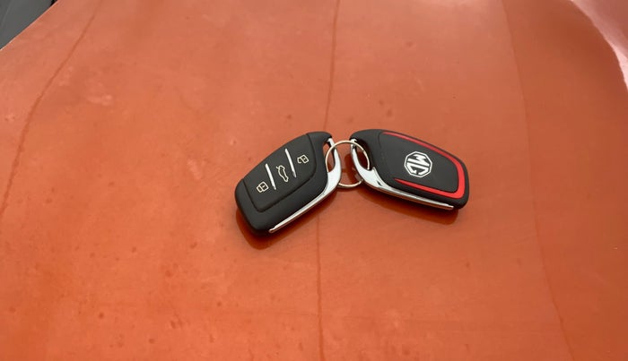 2022 MG ASTOR SMART 1.5 CVT, Petrol, Automatic, 37,645 km, Key Close Up