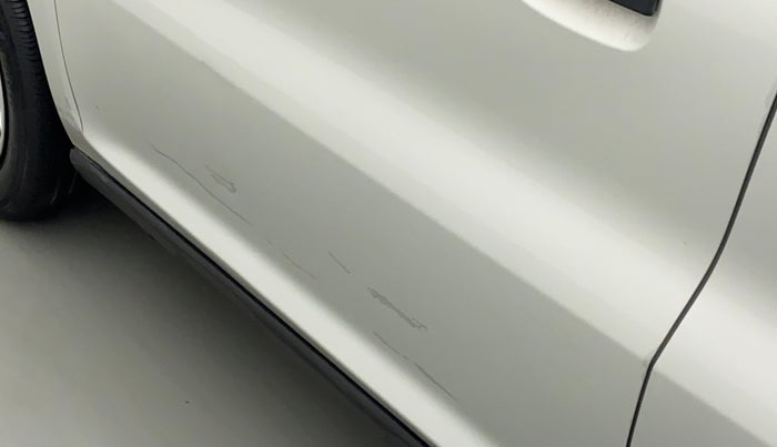 2020 Maruti S PRESSO VXI, Petrol, Manual, 59,204 km, Front passenger door - Minor scratches