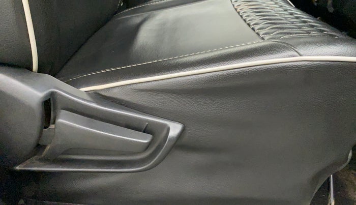 2020 Maruti S PRESSO VXI, Petrol, Manual, 59,204 km, Driver Side Adjustment Panel
