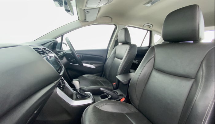 2020 Maruti S Cross ALPHA AT SMART HYBRID, Petrol, Automatic, 23,647 km, Right Side Front Door Cabin