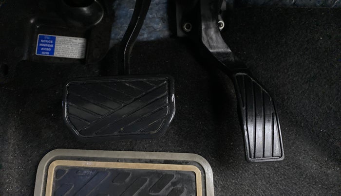2020 Maruti S Cross ALPHA AT SMART HYBRID, Petrol, Automatic, 23,647 km, Pedals