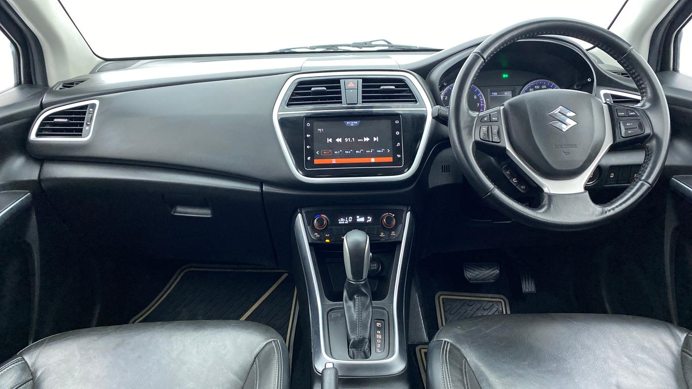 2020 Maruti S Cross ALPHA AT SMART HYBRID, Petrol, Automatic, 23,647 km, Dashboard