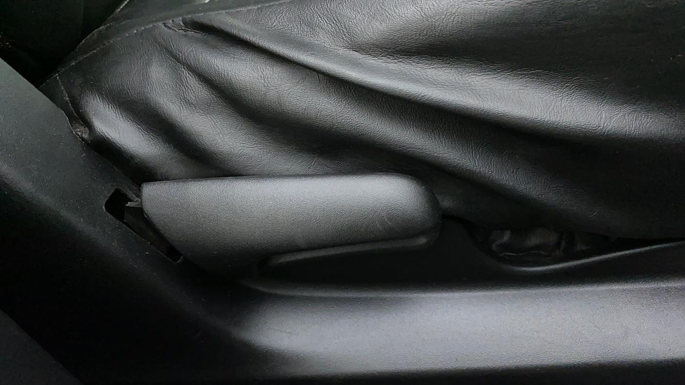 2018 Maruti Celerio X Zxi, Petrol, Manual, 32,581 km, Driver Side Adjustment Panel