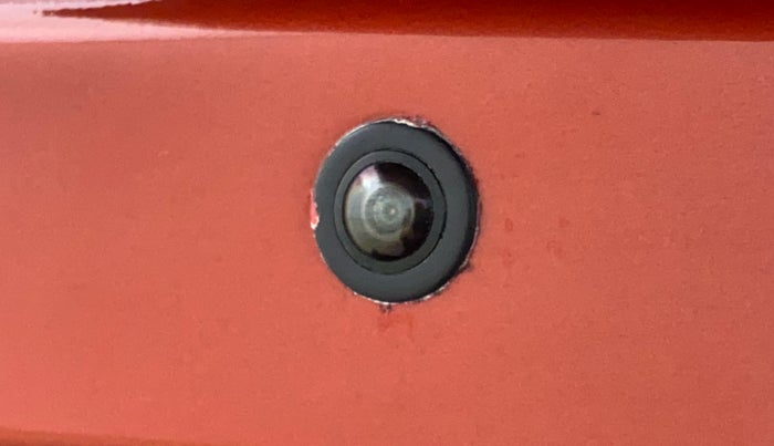 2016 Mahindra TUV300 T8, Diesel, Manual, 96,770 km, Parking Camera