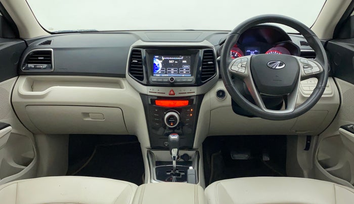 2022 Mahindra XUV300 W8 (O) 1.2 PETROL AMT, Petrol, Automatic, 24,712 km, Dashboard