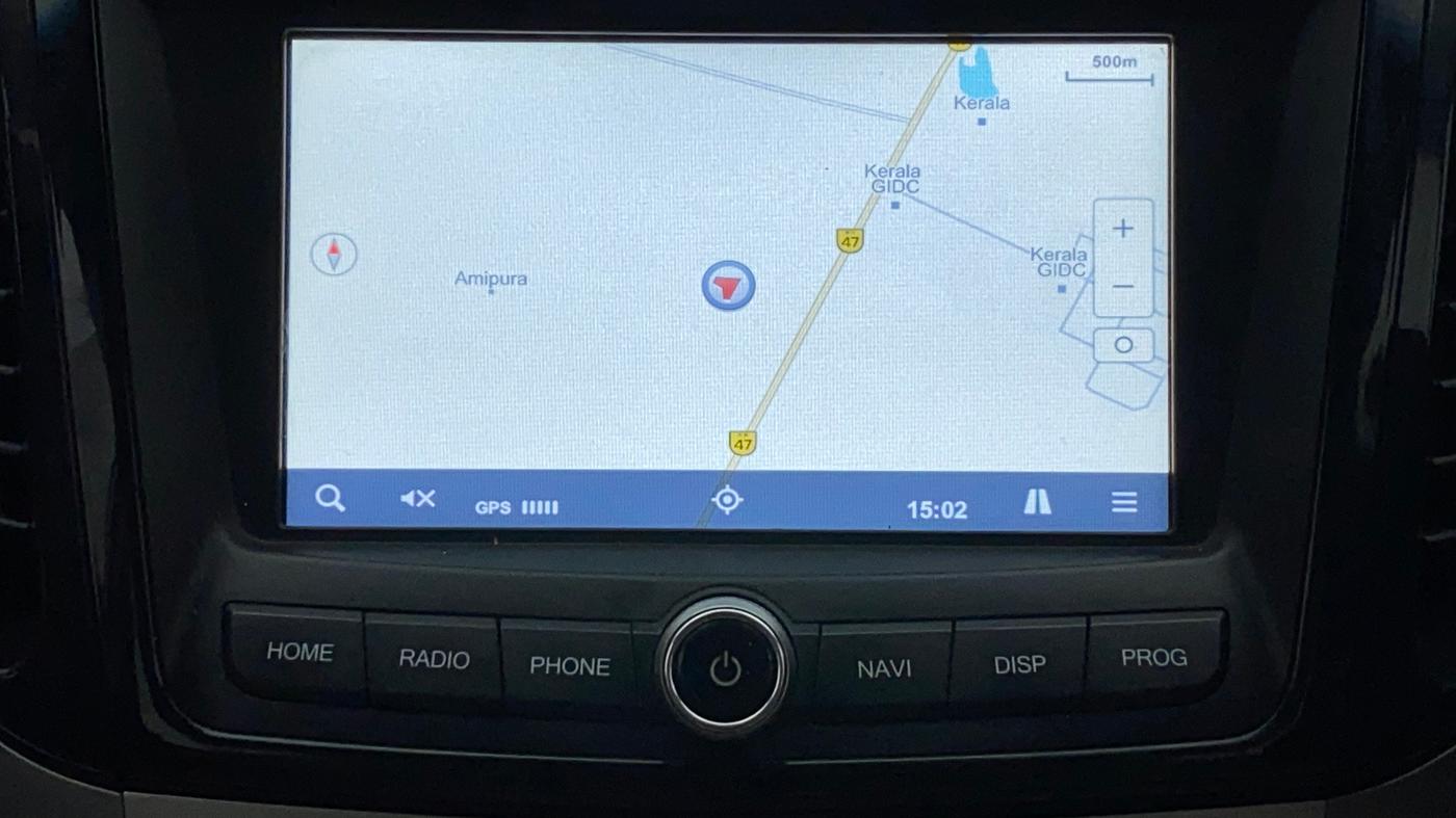 2022 Mahindra XUV300 W8 (O) 1.2 PETROL AMT, Petrol, Automatic, 24,712 km, Navigation System