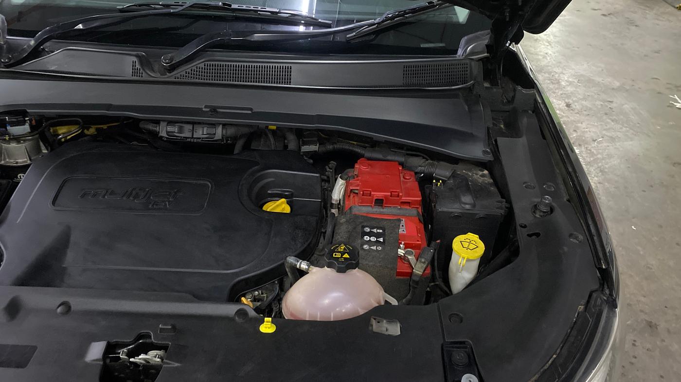 2020 Jeep Compass LONGITUDE (O) 2.0 DIESEL, Diesel, Manual, 54,282 km, Engine View - Left