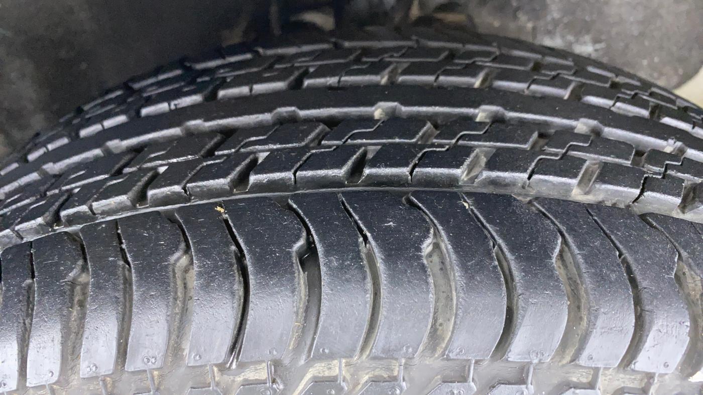 2010 Hyundai i20 MAGNA O 1.2, Petrol, Manual, 42,422 km, Right Front Tyre Tread