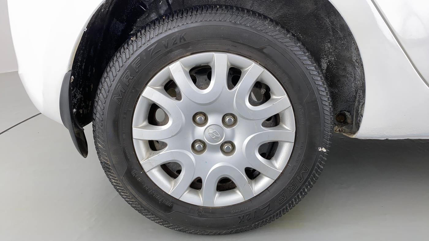 2010 Hyundai i20 MAGNA O 1.2, Petrol, Manual, 42,422 km, Right Rear Wheel