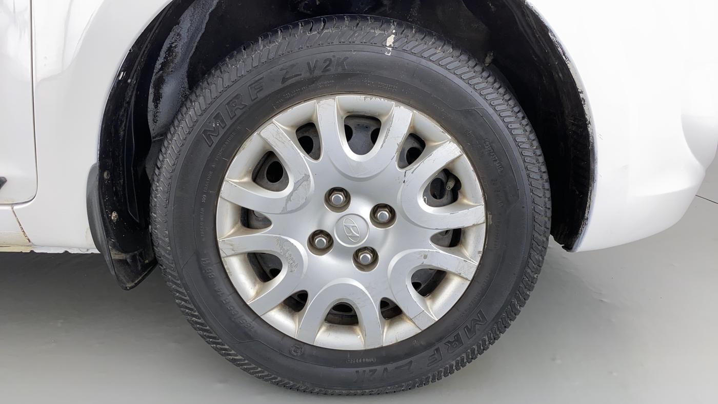 2010 Hyundai i20 MAGNA O 1.2, Petrol, Manual, 42,422 km, Right Front Wheel