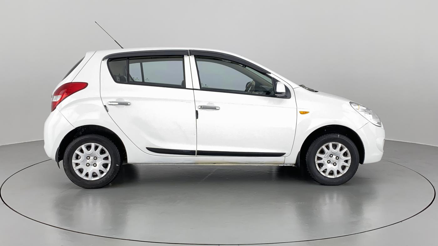 2010 Hyundai i20 MAGNA O 1.2, Petrol, Manual, 42,422 km, Right Side View
