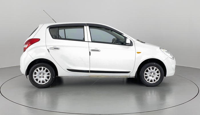 2010 Hyundai i20 MAGNA O 1.2, Petrol, Manual, 42,422 km, Right Side View