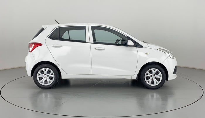 2015 Hyundai Grand i10 MAGNA 1.2 KAPPA VTVT, Petrol, Manual, 57,954 km, Right Side View