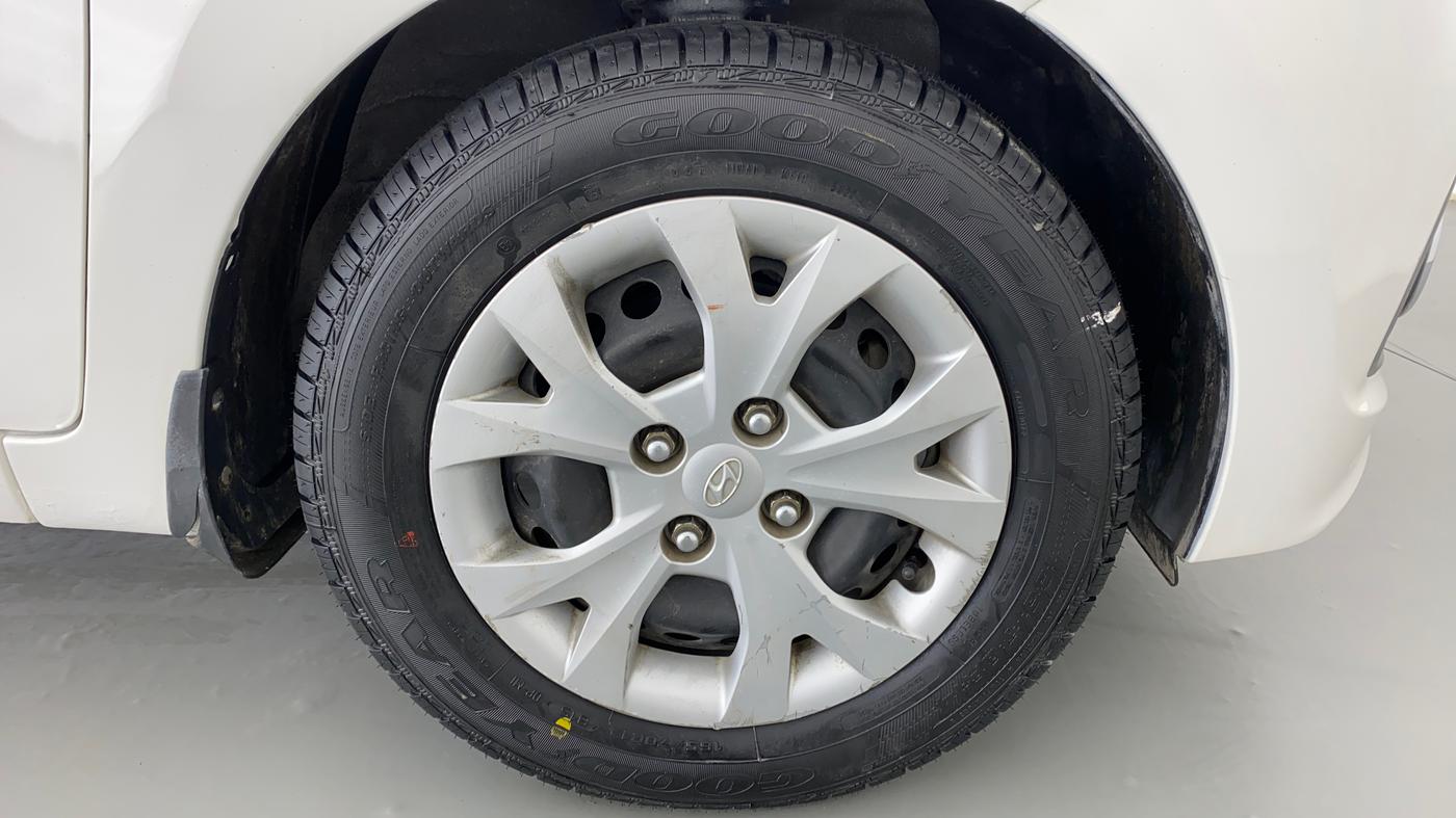 2015 Hyundai Grand i10 MAGNA 1.2 KAPPA VTVT, Petrol, Manual, 57,954 km, Right Front Wheel