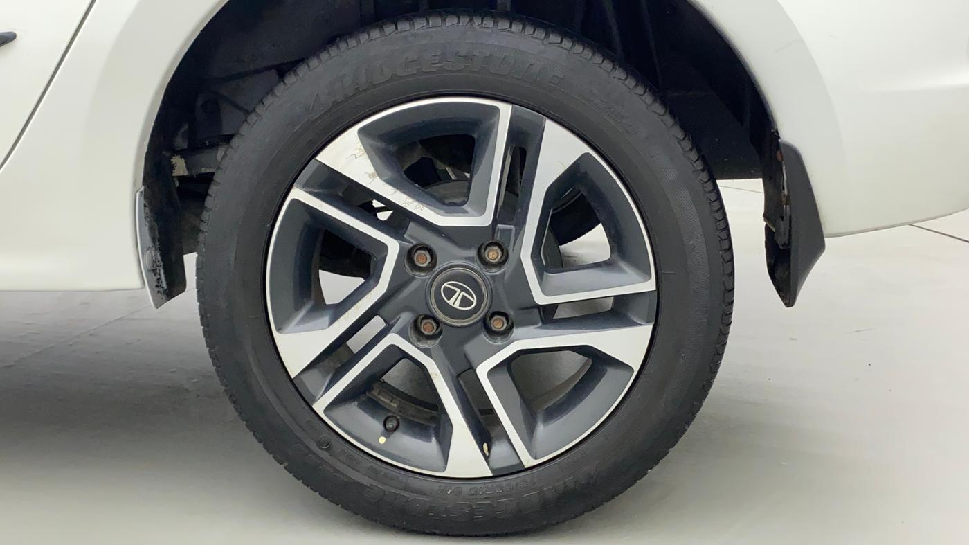 2019 Tata TIGOR XZA PLUS PETROL, Petrol, Automatic, 17,960 km, Left Rear Wheel