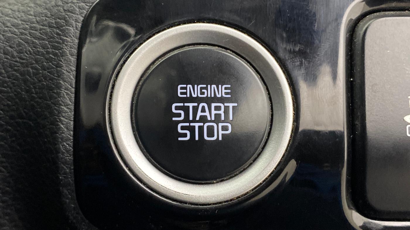 2021 KIA SONET GTX PLUS 1.5 AT, Diesel, Automatic, 97,981 km, Keyless Start/ Stop Button
