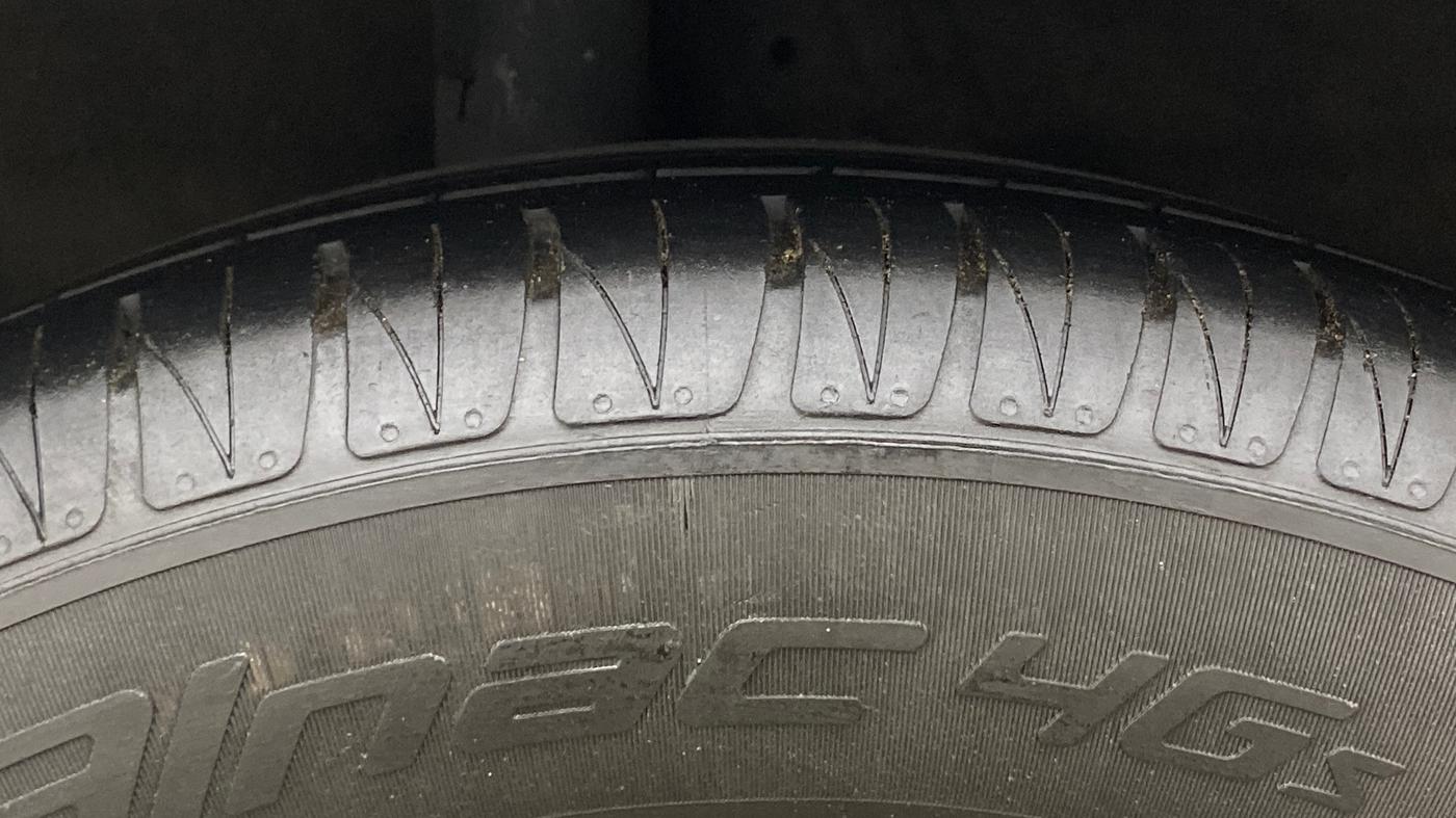 2021 KIA SONET GTX PLUS 1.5 AT, Diesel, Automatic, 97,981 km, Right Rear Tyre Tread