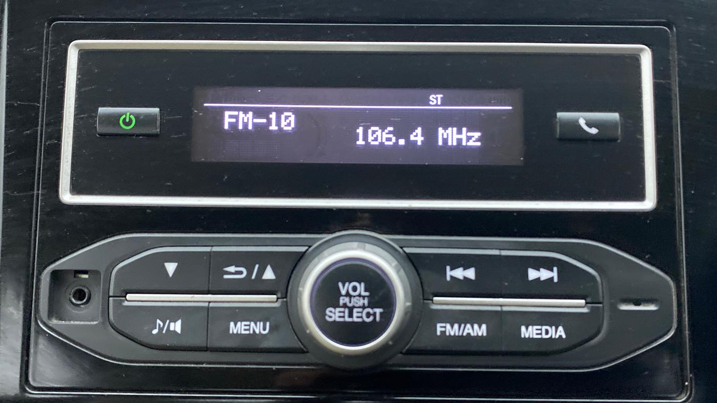 2017 Honda Brio S MT, Petrol, Manual, 22,180 km, Infotainment System